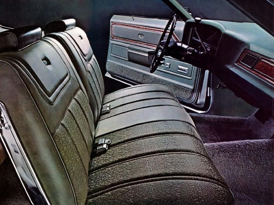  Chevrolet Caprice Custom Coupe 1972 года  (фото 2 из 2)